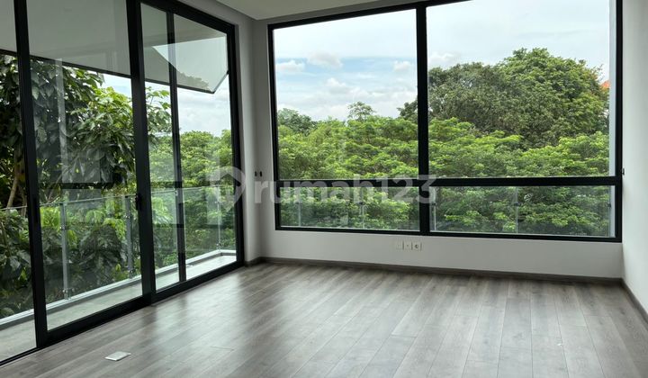 Disewakan Rumah Didalam Townhouse Semi Furnish 2