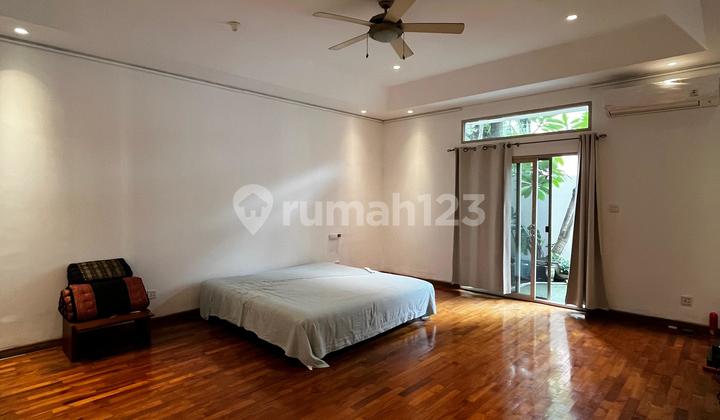 Disewakan Rumah Area Strategis Dekat Dari Sbcd Siap Huni 2