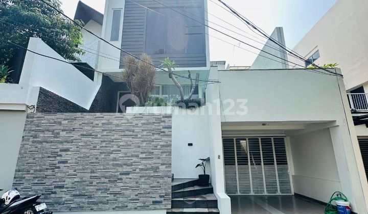 Disewakan Rumah Cocok Untuk Kantor Siap Huni 2