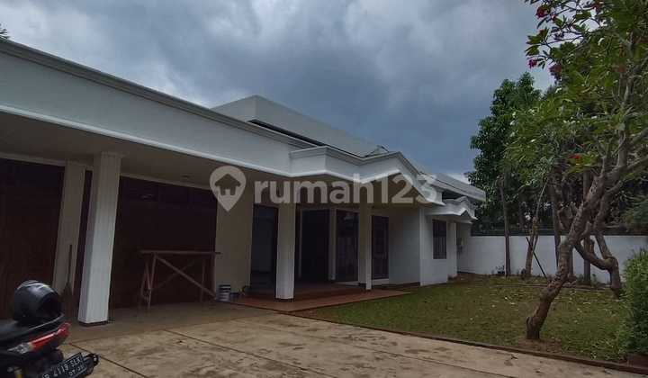 Disewakan Cocok Untuk Kantor Siap Huni Area Strategis 