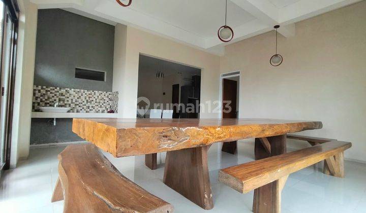 Jual Rumah Villa Bagus  Furnished di Dago Resort 2