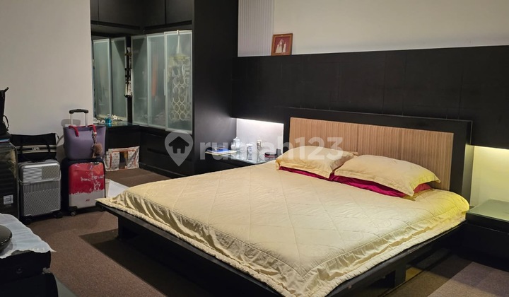 Rumah Modern di Jingganagara Kota Baru Parahyangan 2