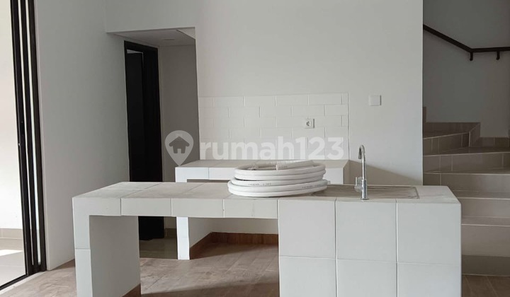 For Rent Modern House in Summarecon Bandung 2
