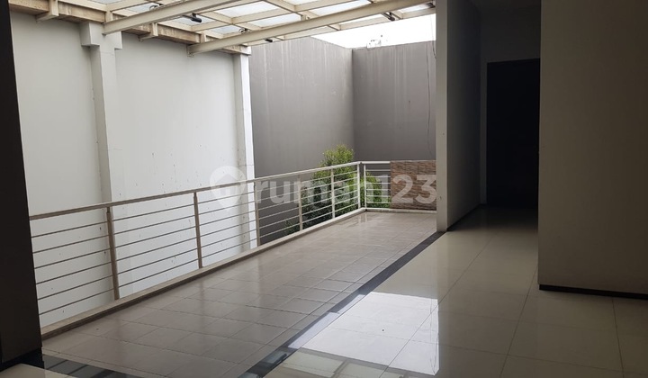 Dijual Rumah Minimalis di Singgasana Bandung