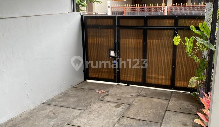 Dijual Rumah minimalis keren di Taman Kopo Indah 3, Bandung  2