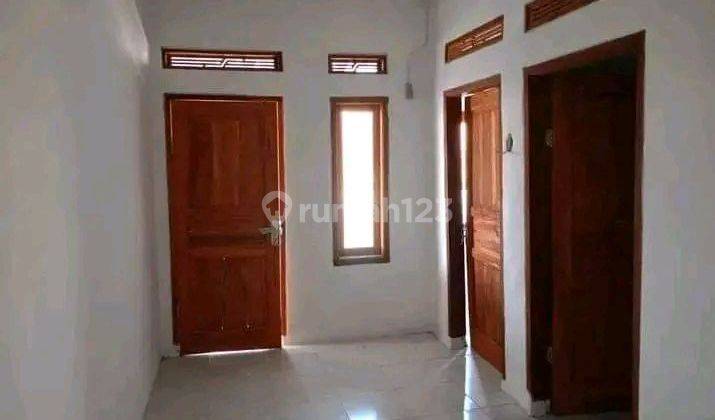 Rumah dengan gaya minimalis modern lokasi strategis 2