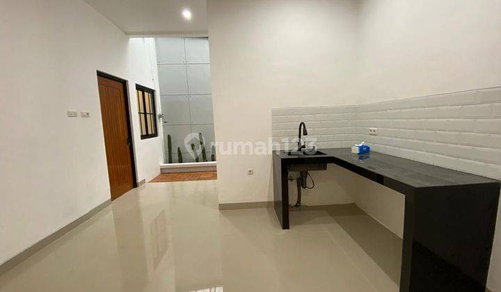 Di Jual Rumah di Jalan karang rejo banyumanik semarang SHM 1