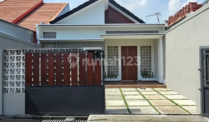 Rumah Bagus Nyaman Siap Huni Dekat Aksea Toll Manyaran SHM di Semarang Barat 1