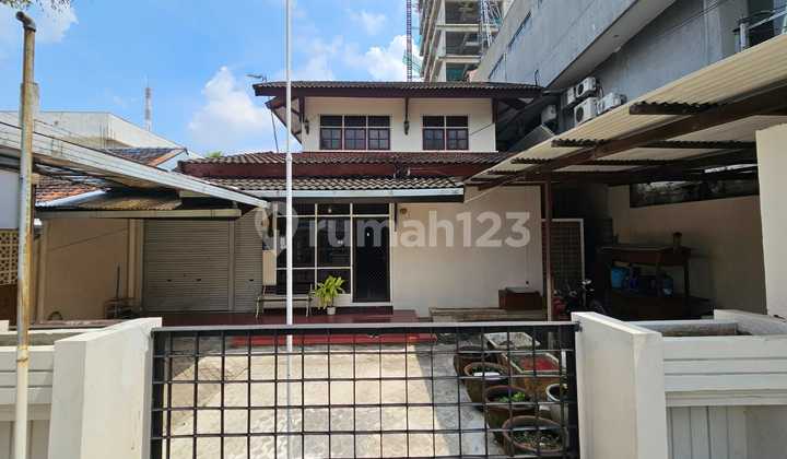 Di Jual Rumah Bagus 5 Menit Pusat Kota Semarang SHM 1