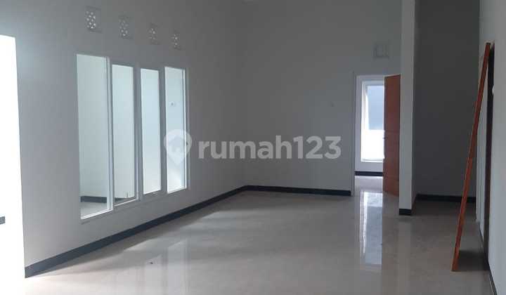 Rumah Siap Huni Bagus Nyaman Lokasi Sawunggaling Banyumanik 2