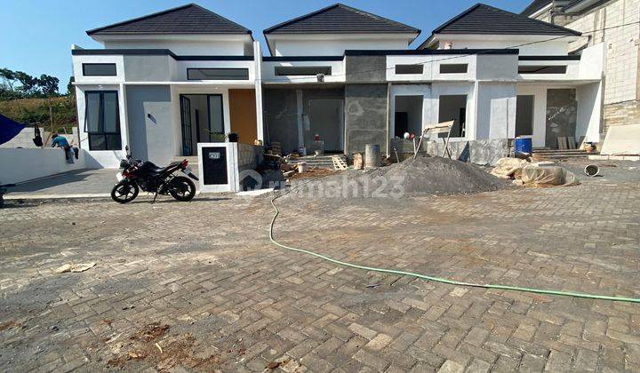 Di Jual Rumah Di Jalan Beringin Hill Shm Baru 1