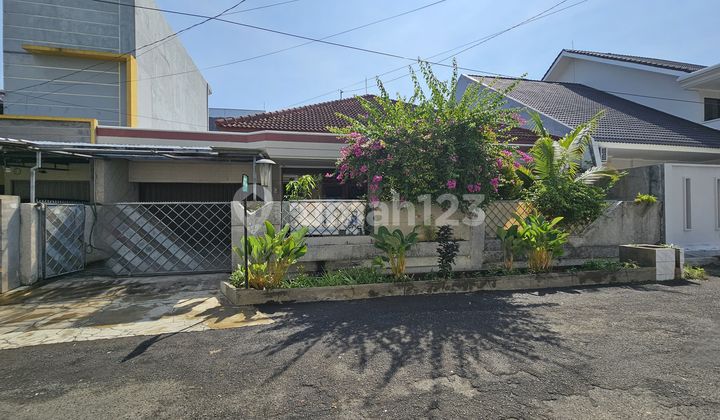 Di Jual Rumah Lokasi Brumbungan Di Pusat Kota Semarang 1
