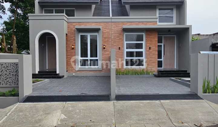 Di Jual Rumah Siap Hunu SHM Lokasi Fatmawati Pedurungan