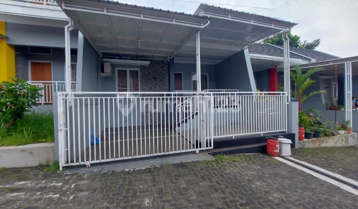 Di Jual Rumah Siap Huni di Perumahan Permata Grafika , Jl. Grafika Raya, Gedawang, Banyumanik, Kota Semarang, Jawa Tengah, Indonesia, 50266, Banyumanik 1