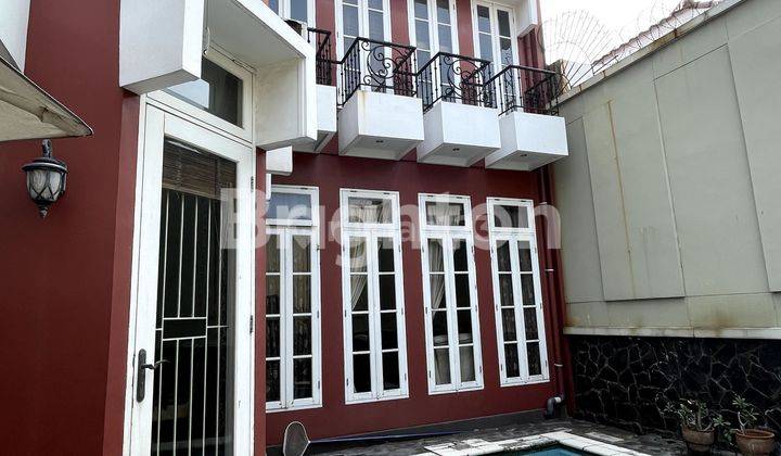 RUMAH, KEBON JERUK DALAM KOMLEK 1
