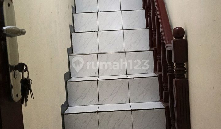 Jual Cepat Rumah + Kost Kelapa Dua Kebun Jeruk Jakarta Barat 2