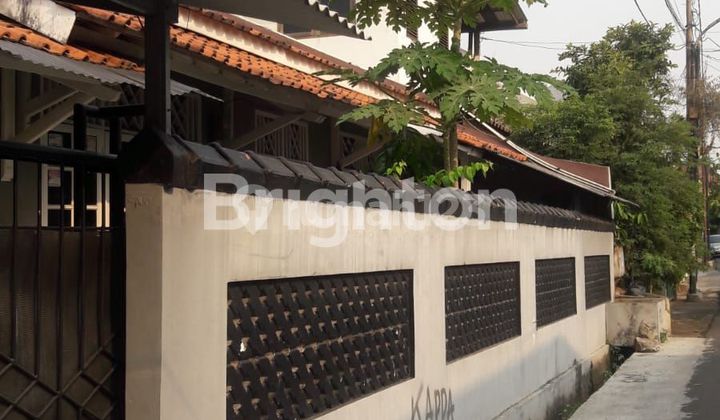 Rumah Komplek Swadarma Ulujami Jakarta Selatan