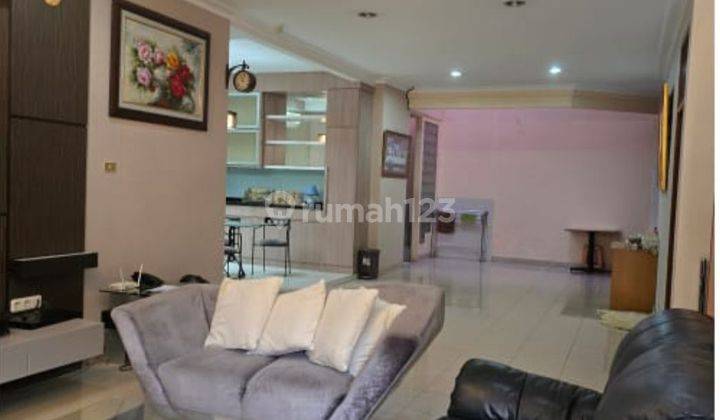 DI Sewakan RUMAH Cantik 2 Lt 
Fully Furnish di Griya Inti Sentosa
Sunter Jakarta Utara
 2