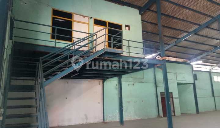 Rent Ready-to-Use Warehouse in Pulo Gadung, East Jakarta Rent Ready-to-Use Warehouse in Pulo Gadung, East Jakarta
