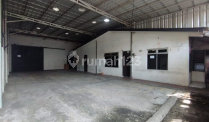 Rent Ready-to-Use Warehouse in Pondok Kelapa, Duren Sawit, East Jakarta Rent Ready-to-Use Warehouse in Pondok Kelapa, Duren Sawit, East Jakarta