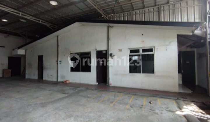 Rent Ready-to-Use Warehouse in Pondok Kelapa, Duren Sawit, East Jakarta Rent Ready-to-Use Warehouse in Pondok Kelapa, Duren Sawit, East Jakarta