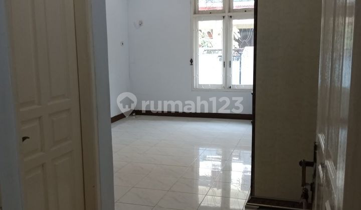 For Quick Sale House in Pulo Asem Utara Complex, Rawamangun, East Jakarta For Quick Sale House in Pulo Asem Utara Complex, Rawamangun, East Jakarta