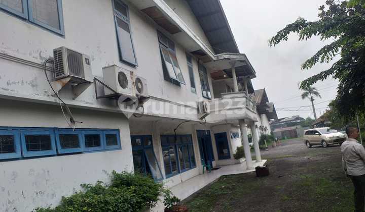 Land and Ready-to-Use Building for Sale in East Karawang Land and Ready-to-Use Building for Sale in East Karawang