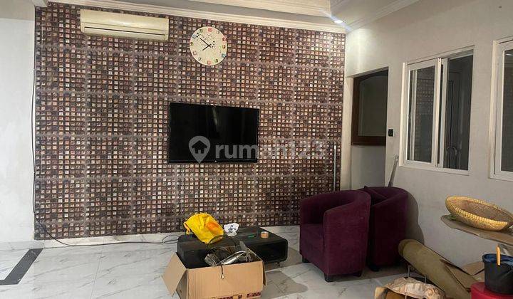 Jual Rumah 2.5 Lt Bulevar Hijau Regency 
harapan Indah Bekasi 
 1