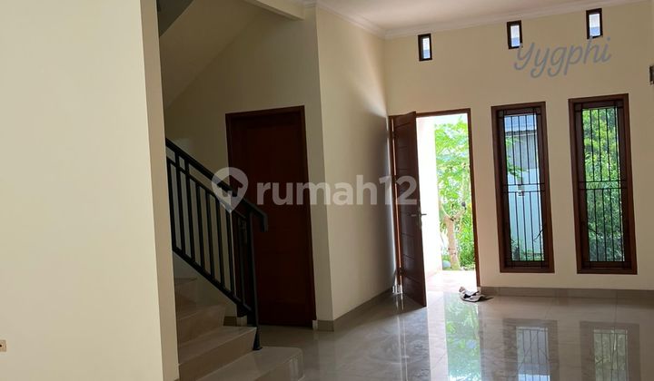 Dijual Rumah Siap Huni 2 Lantai Di Cluster Harapan Indah Bekasi. 2