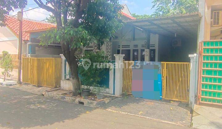 Dijual rumah siap huni, Malaka Sari,kec.Duren Sawit, Jakarta Timur.
 2