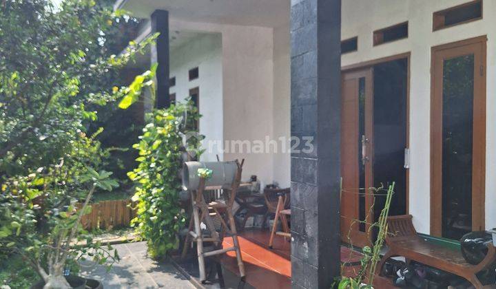 Dijual rumah siap huni di Cempaka Putih Jakarta Pusat 
 1