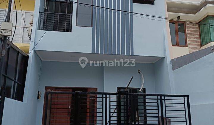 Dijual cepat rumah minimalis baru Brand New 2 Lt. bagus rapi siap huni di Gading Indah Kelapa Gading, Jakarta Utara*
 1