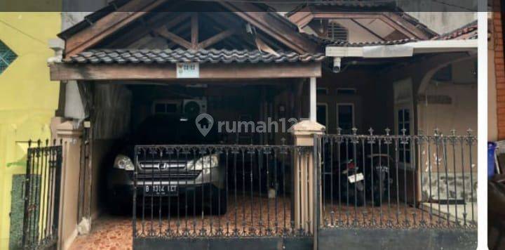 Dijual rumah di Perum. Harapan Baru Regency Bekasi 1