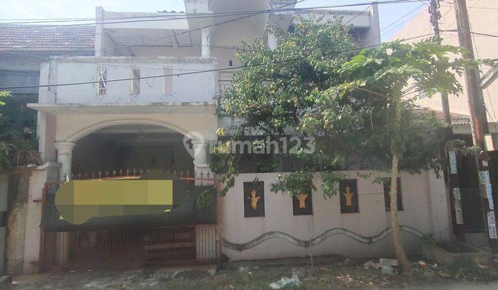 Dijual rumah 2 lantai di Villa Mutiara Gading 1, Harapan Indah Bekasi.
 2