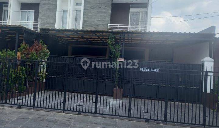 Di jual rumah di Rawamangun,  3 lantai, Jaktim, dekat dgn mall Arion* 1