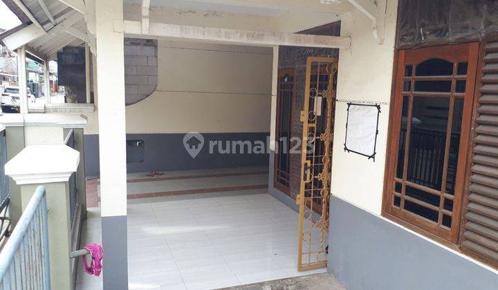 Di jual rumah Hoek di Cluster Anggur, Harapan Indaĥ,  Bekasi
 2