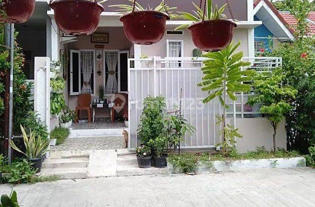 Dijual Cepat Rumah Asri sdh renov siap huni dalam cluster di Perumahan Mutiara Gading City Bekasi*
 1