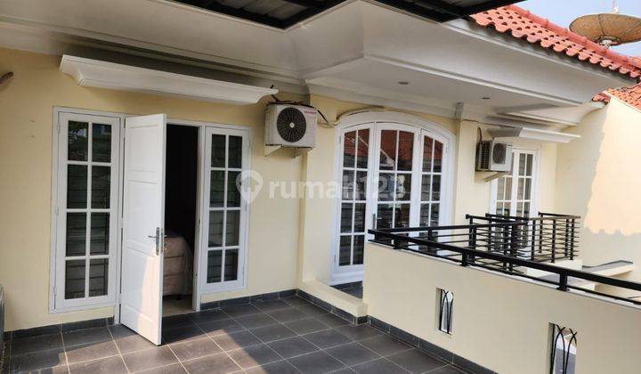 Dijual rumah cantik siap huni di kota harapan indah, cluster Taman Puspa, Bekasi
 2