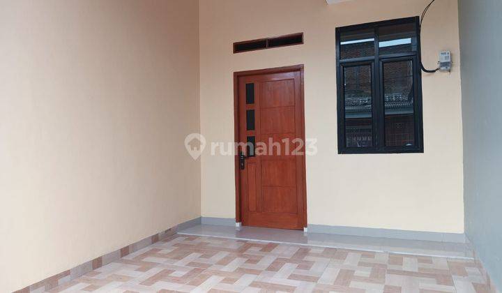 Dijual rumah minimalis  siap huni Harapan Indah Bekasi .
 1