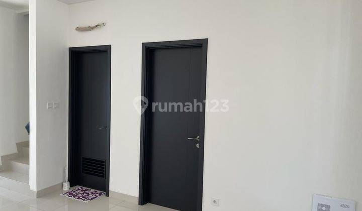 Dijual rumah minimalis di Metland Wisteria cluster Anthia, Cakung Jakarta Timur
 2