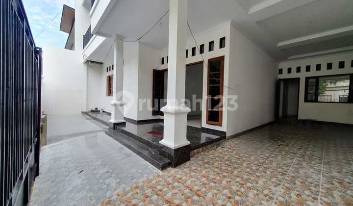 Dijual Rumah Baru Gress Belum Di Huni, Di Duren Sawit Jakarta Timur 2