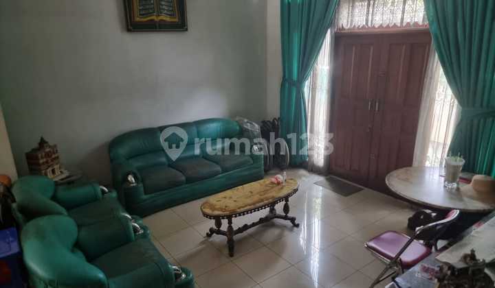 House for Sale in Cipinang Muara, Jatinegara, East Jakarta. 2