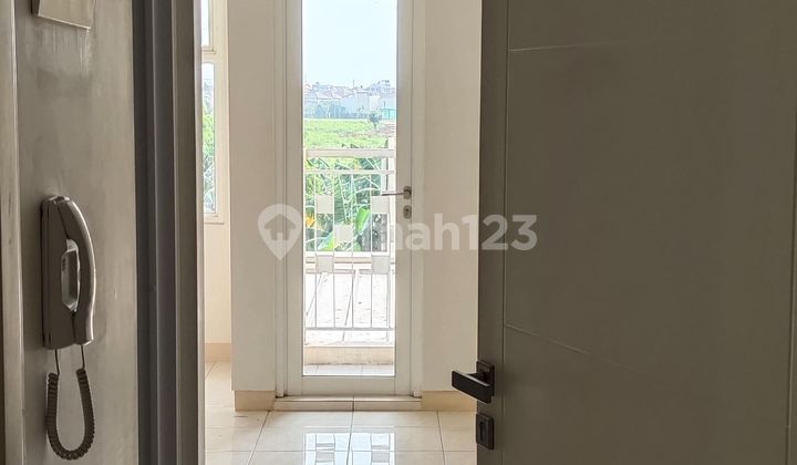 Dijual Murah Sekali Apartemen Spring Lake Sumarecon Bekasi Dijual Murah Sekali Apartemen Spring Lake Sumarecon Bekasi