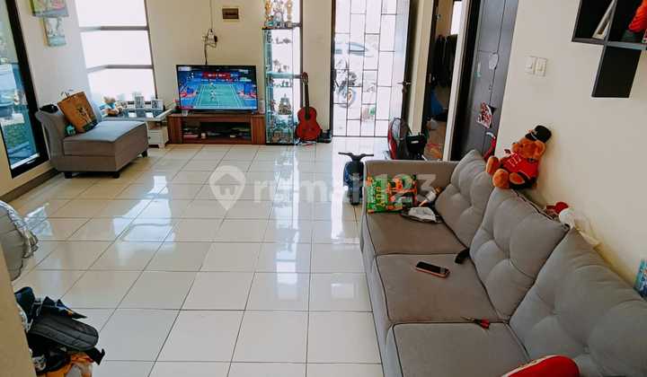 For sale Ready-to-Occupy House De' Residence Harapan Indah, Bekasi