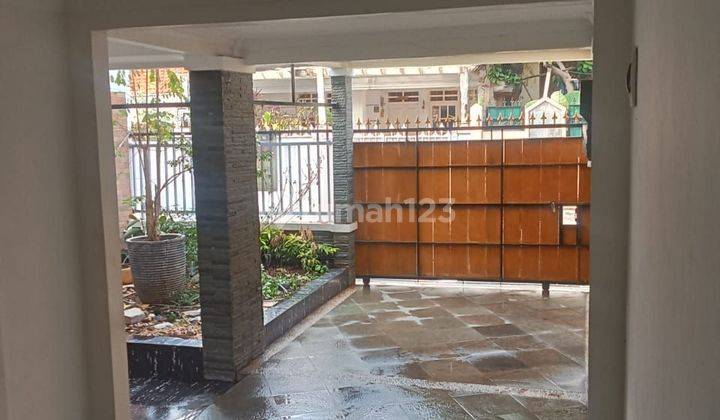 Dijual Rumah 2 Lantai Di Pondok Bambu, Jakarta Timur 
 2