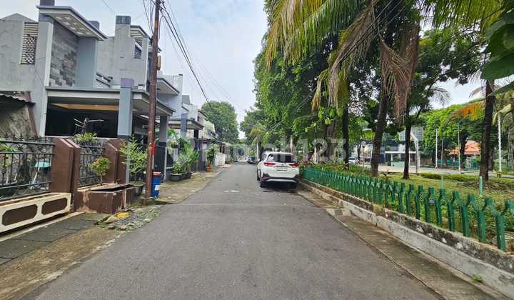 Dijual Cepat Rumah Siap Huni Di Kav Dki Pondok Kelapa, Jakarta Timur 2