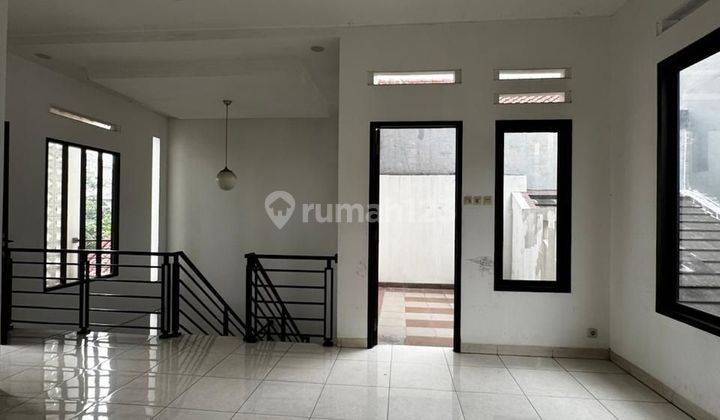 Dijual Rumah Siap Huni Di Kayu Putih, Pulo Gadung, Jakarta Timur.. 
 2