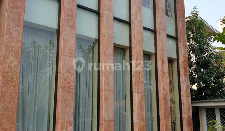 For Sale Fully Furnished House with Swimming Pool in Menteng Royal Lippo Cikarang 2