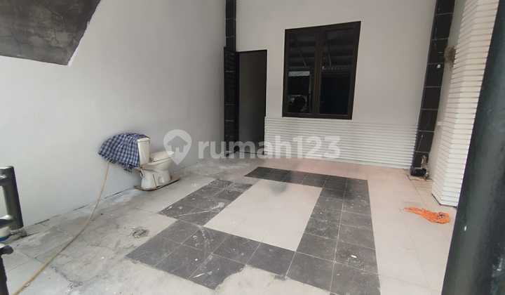 Dijual Rumah Baru Renovasi Siap Huni di Bulevard Hijau, Harapan Indah, Kota Bekasi 2