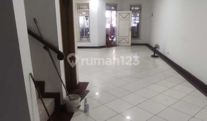 Dijual Rumah 2 Lantai di Buaran Regency Jakarta Timur Dijual Rumah 2 Lantai di Buaran Regency Jakarta Timur